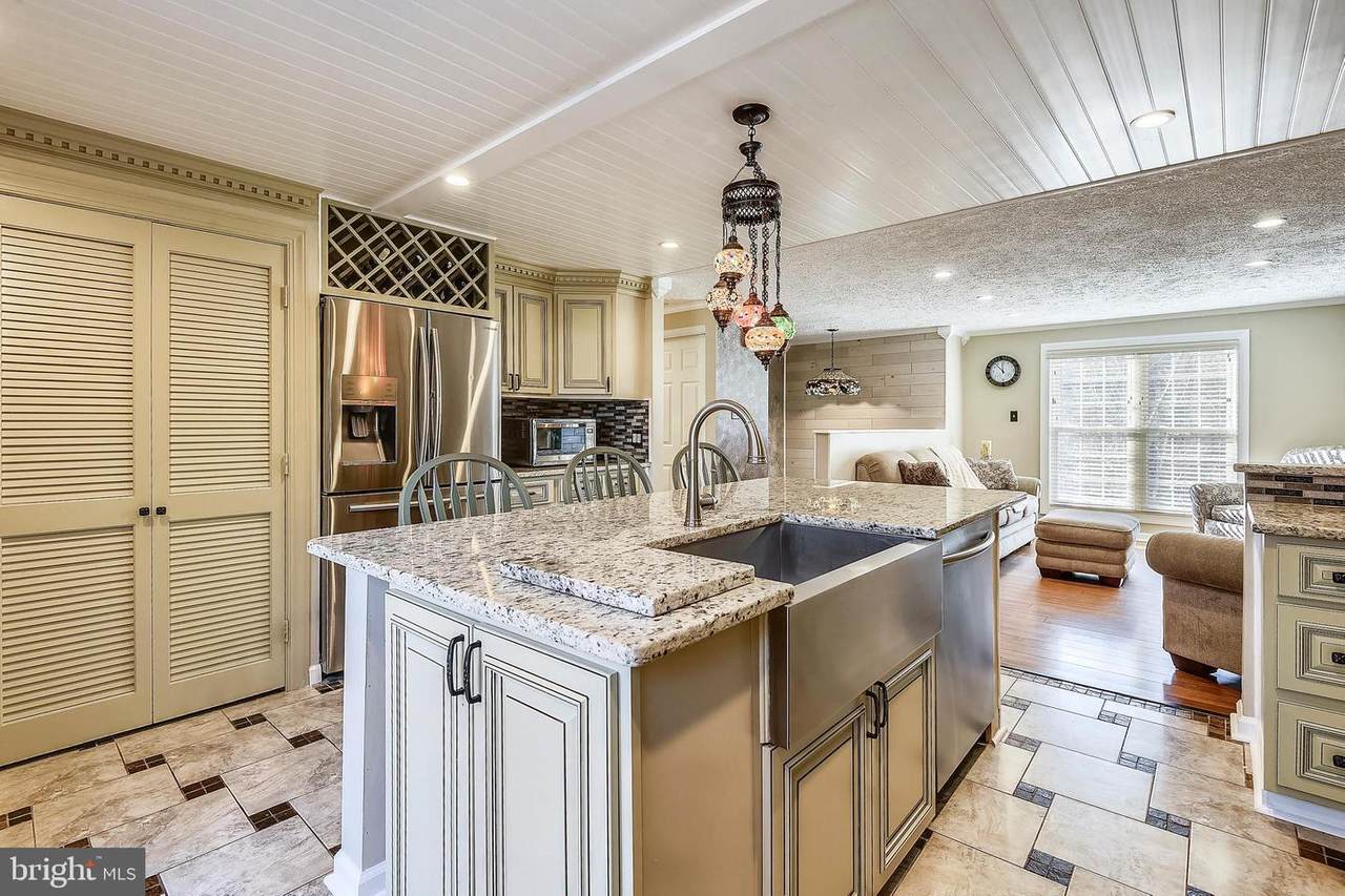 233 Baltimore Annapolis Boulevard - Photo 1