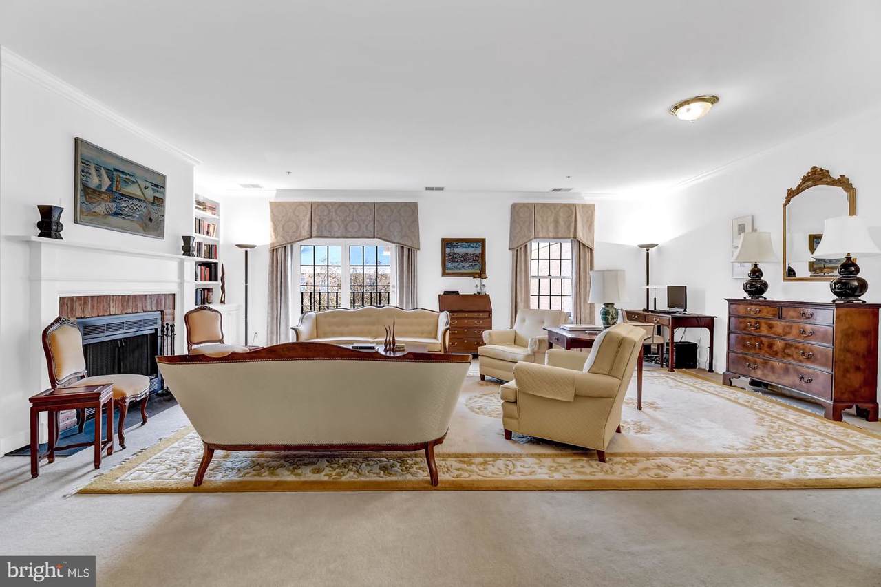 207 Brightwood Club Drive - Photo 1