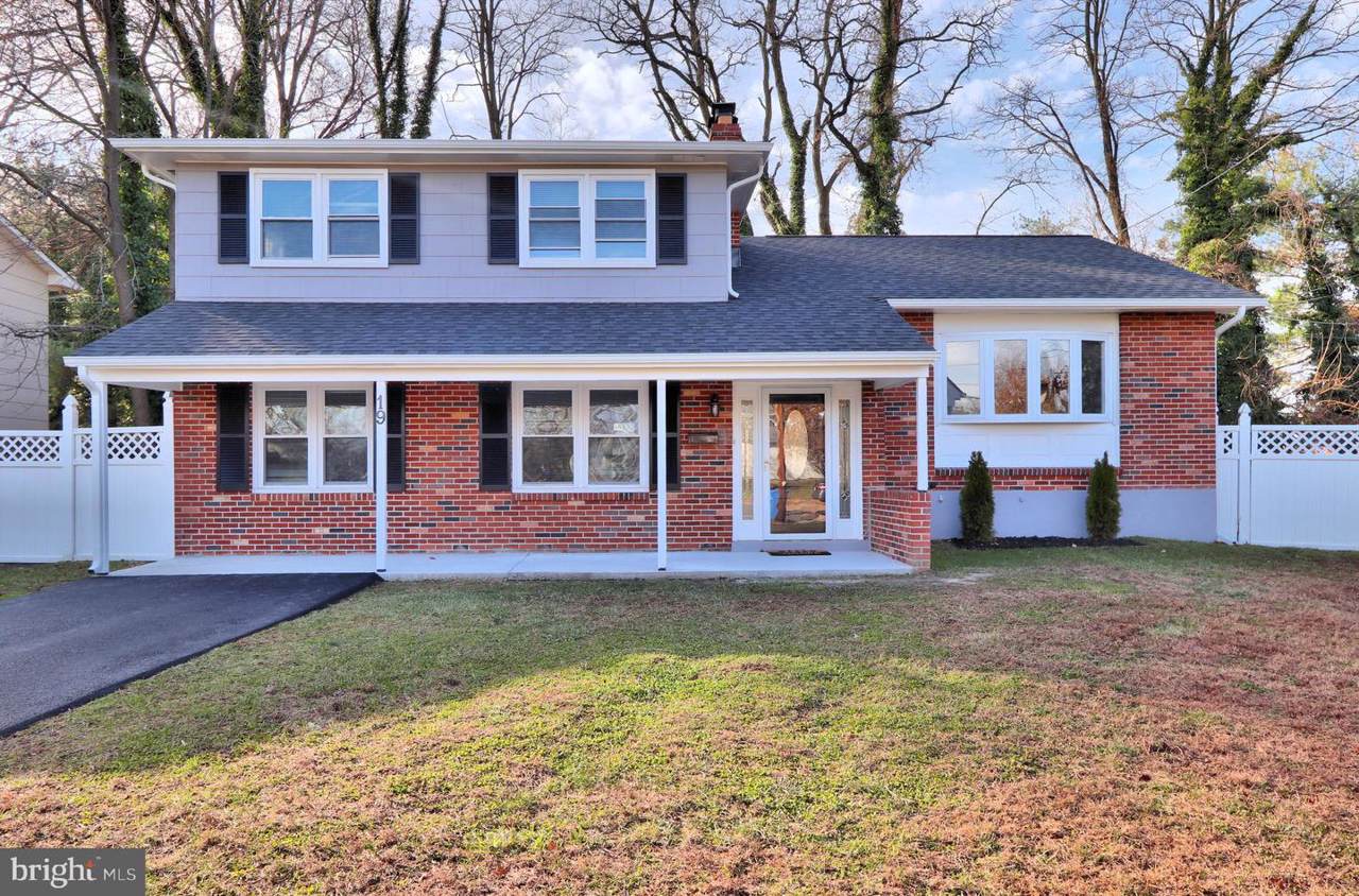 19 Syracuse Drive - Photo 1