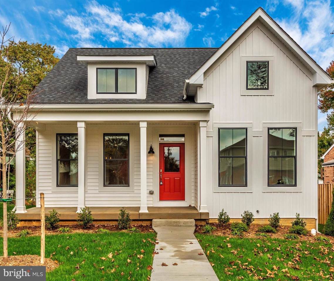 1207 Marsalis Place - Photo 1