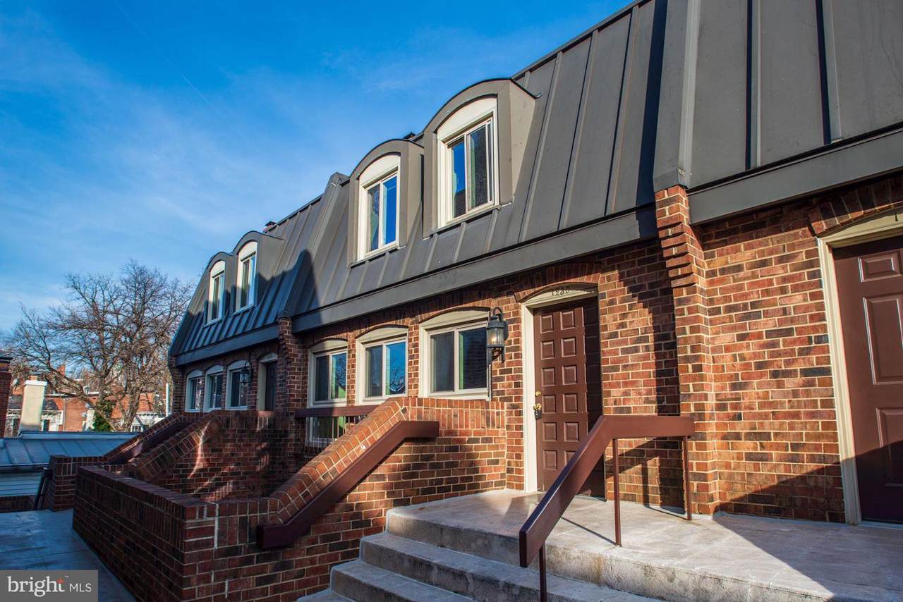 1230 Eton Court - Photo 1