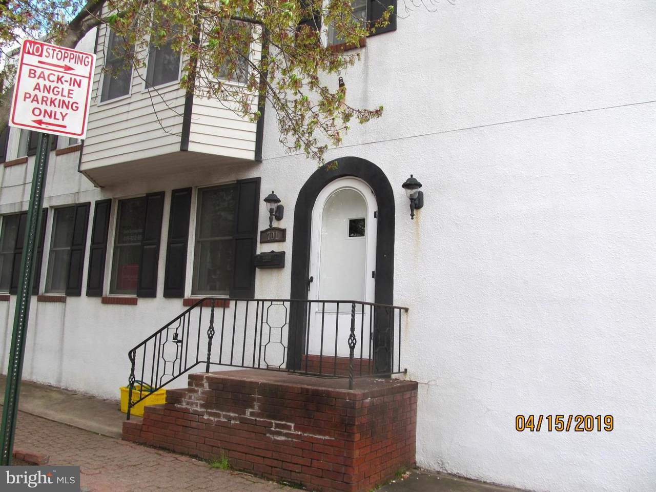 701 Ellwood Avenue - Photo 1