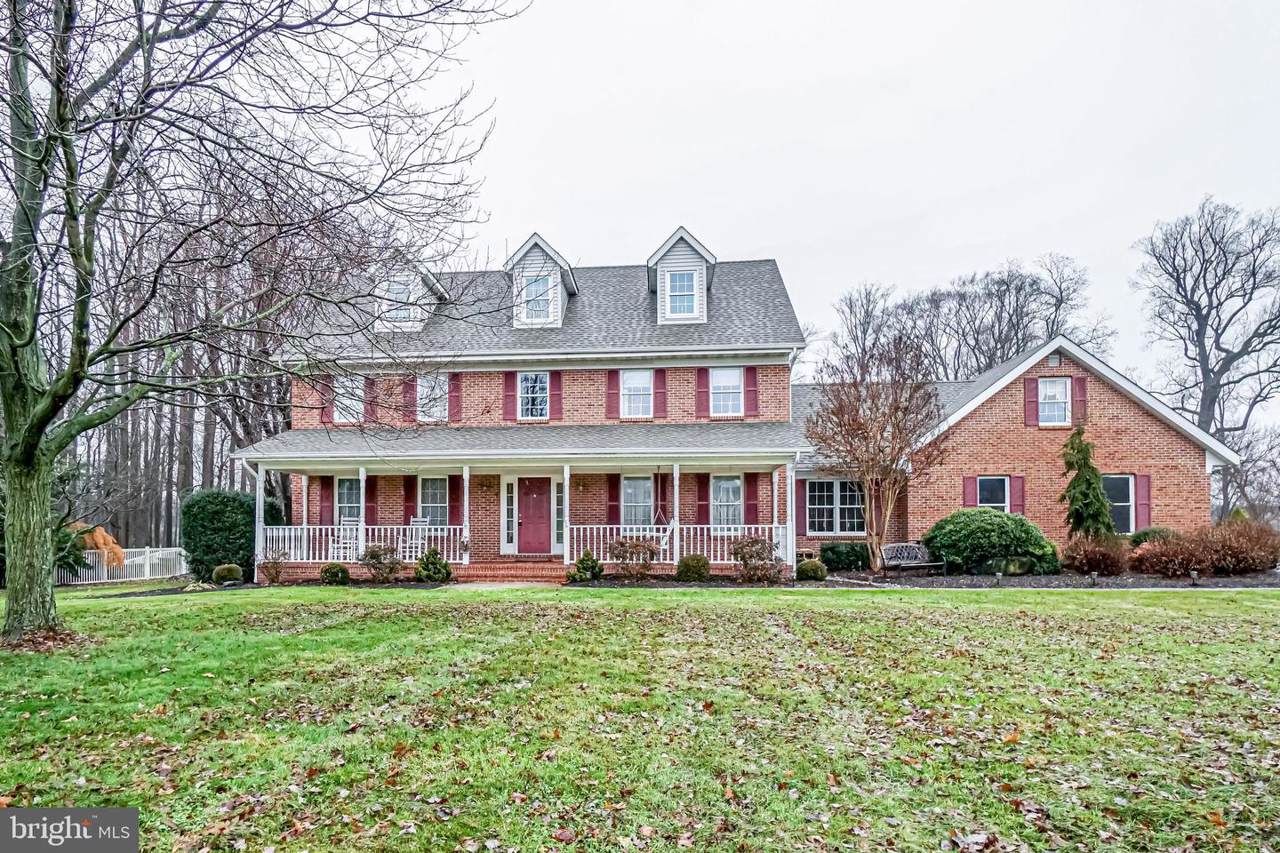 21 Ulmer Lane - Photo 1