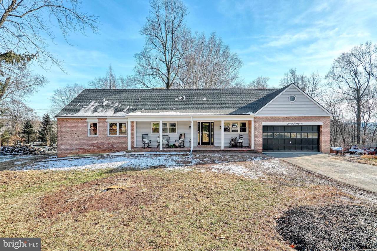 120 Scott Road - Photo 1