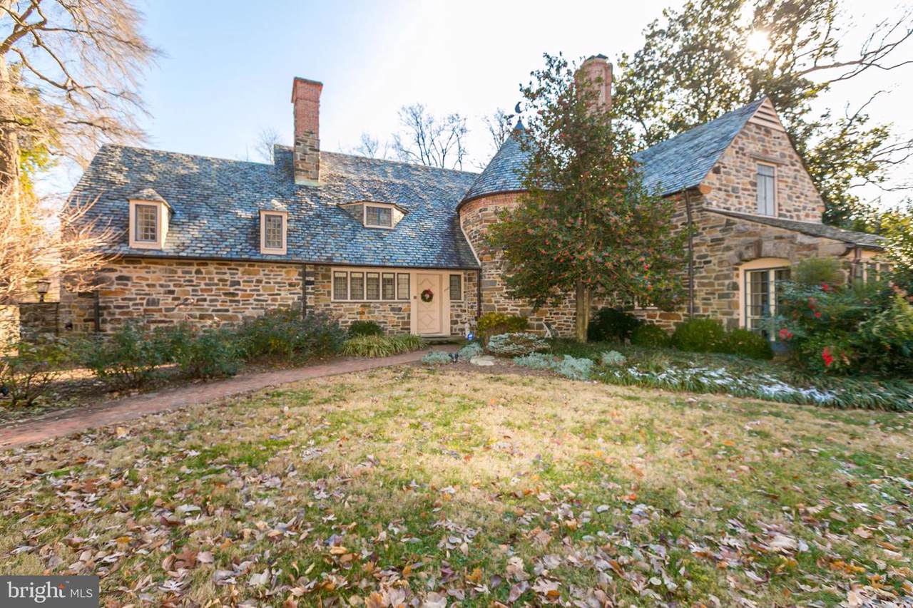 3707 Greenway - Photo 1