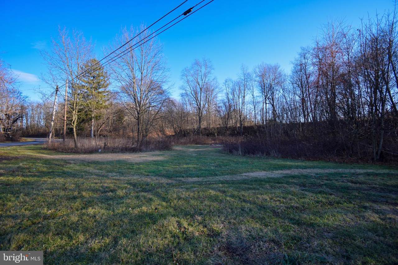 4 Lumber Lane - Photo 1