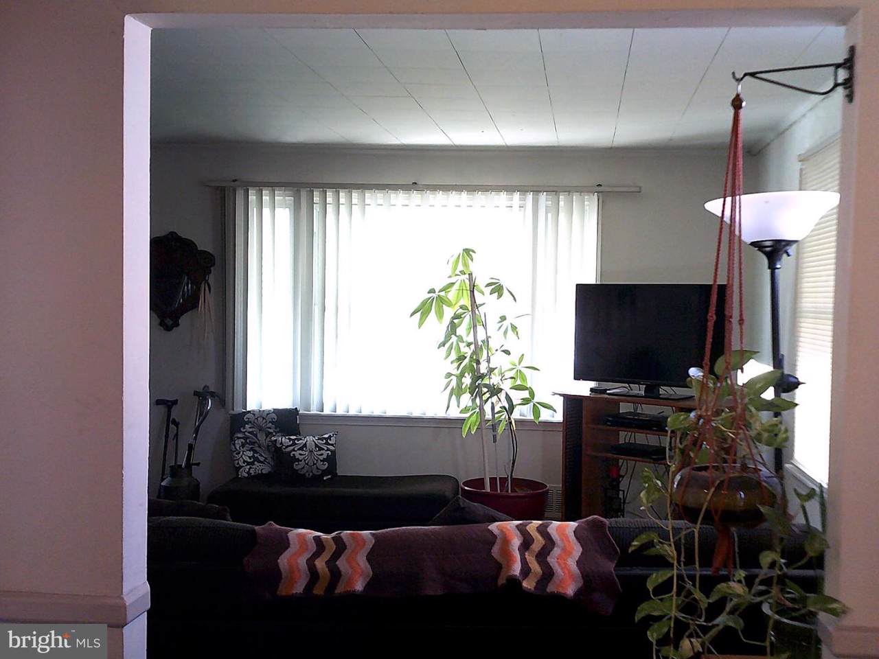5418 Lewellen Avenue - Photo 1