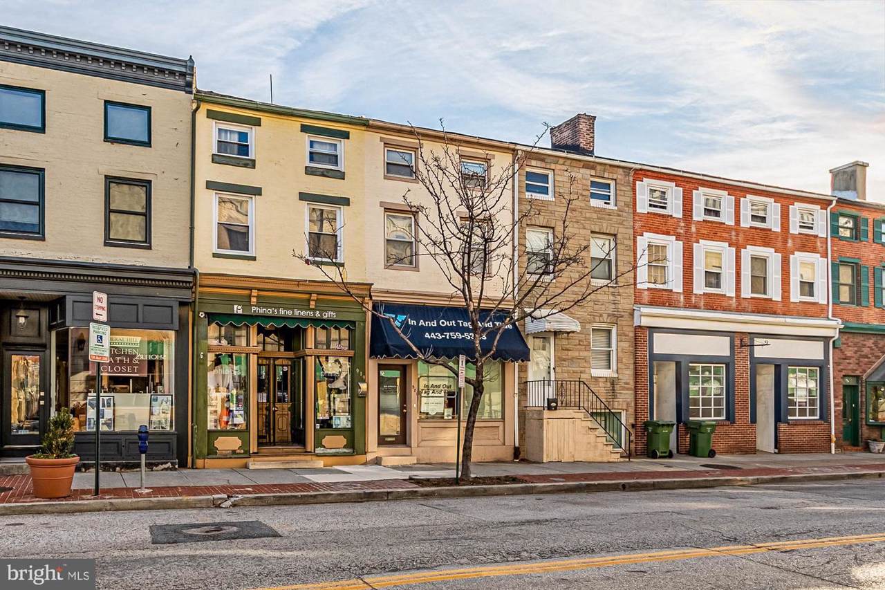 921 Charles Street - Photo 1