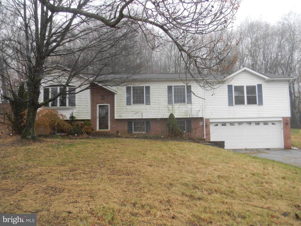 14902 Falls Road - Photo 1
