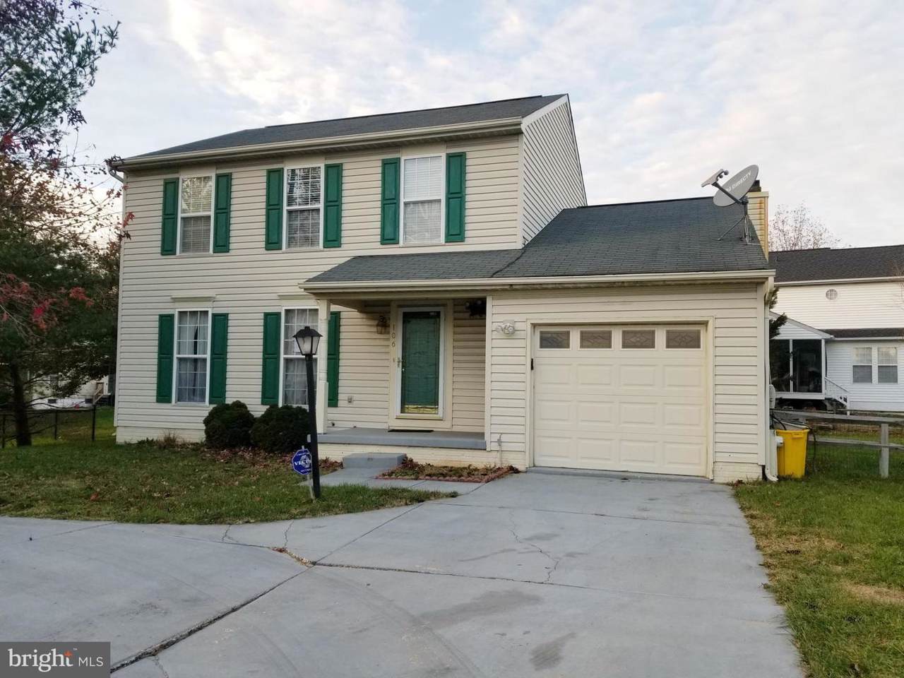 106 John Avenue - Photo 1