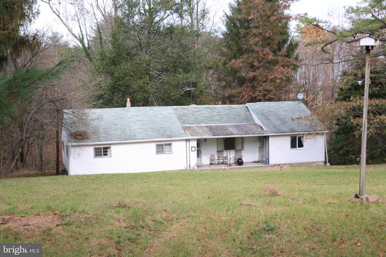 963 Davis - Photo 1