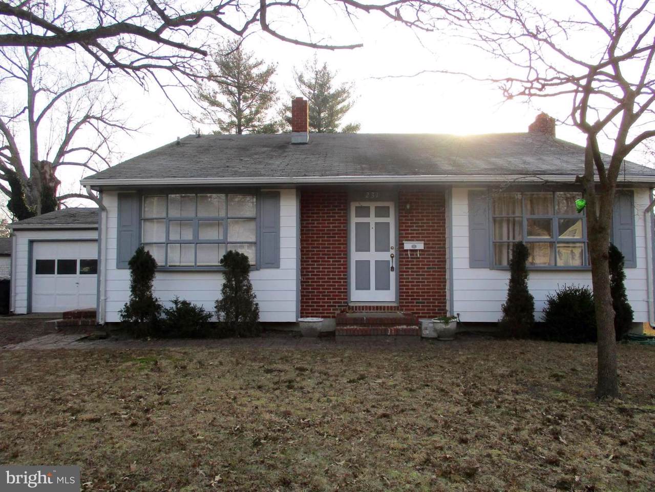 231 Myrtle Avenue - Photo 1