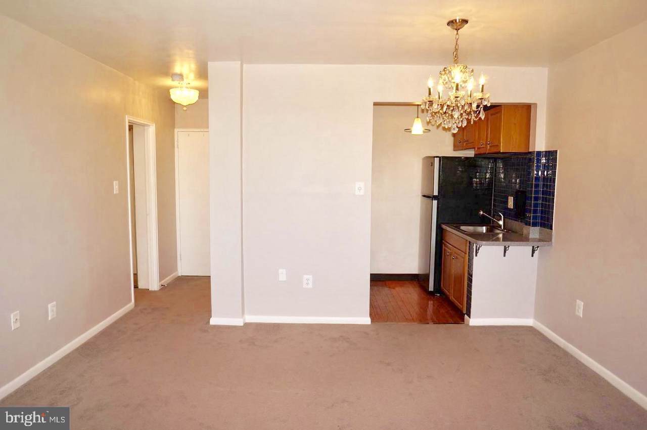 1830 Columbia Pike - Photo 1