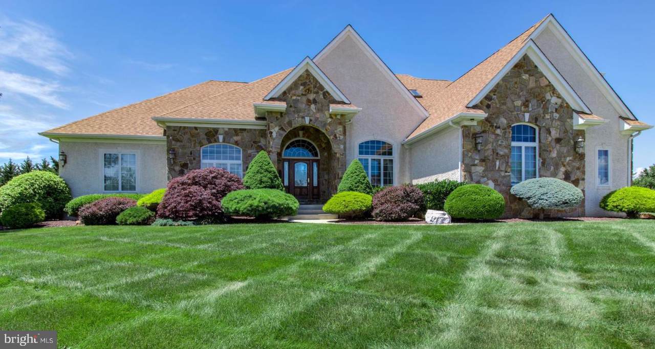 220 Silver Birch Lane - Photo 1