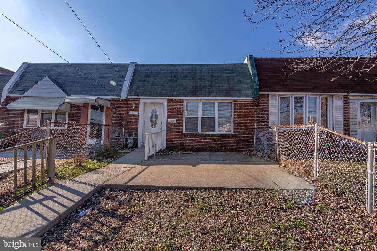 1406 Cosgrove Street - Photo 1