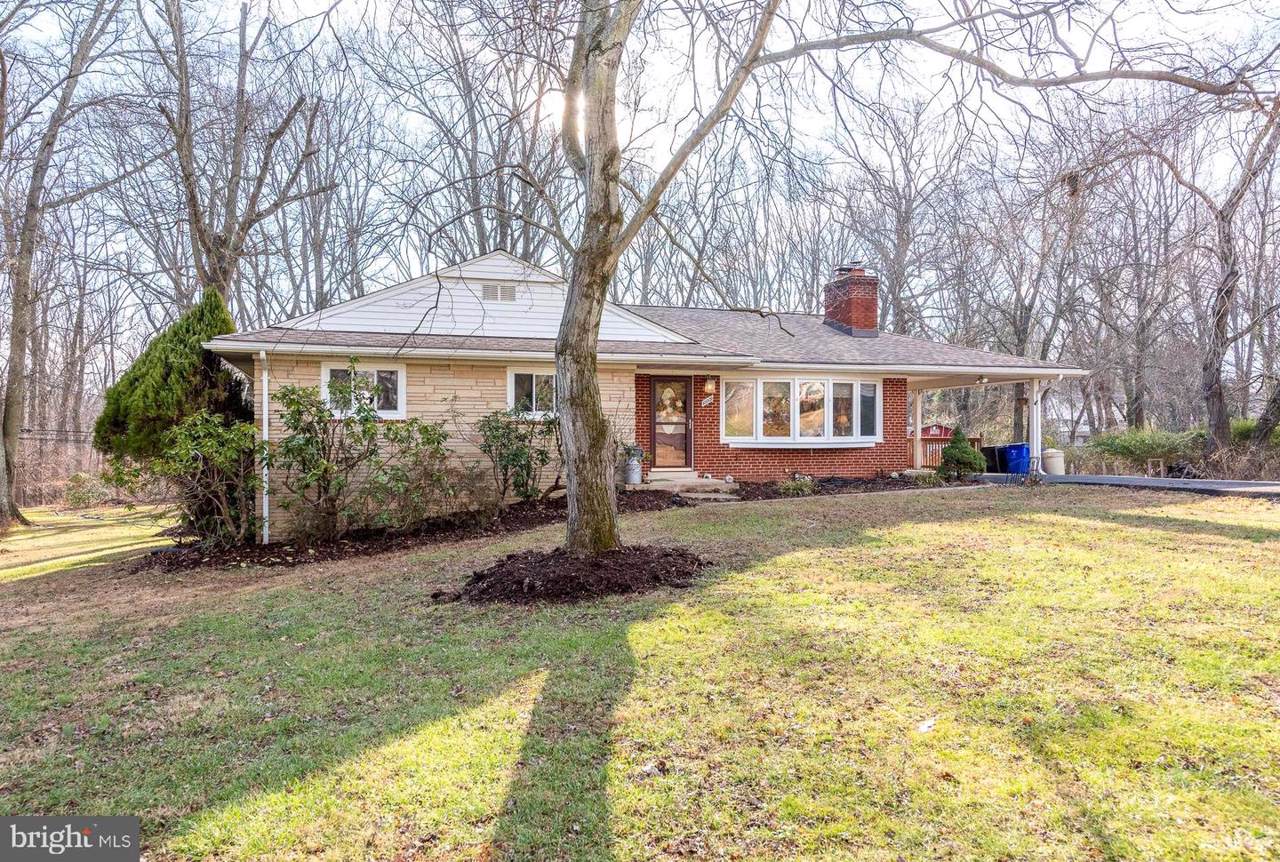 10009 Evergreen Avenue - Photo 1