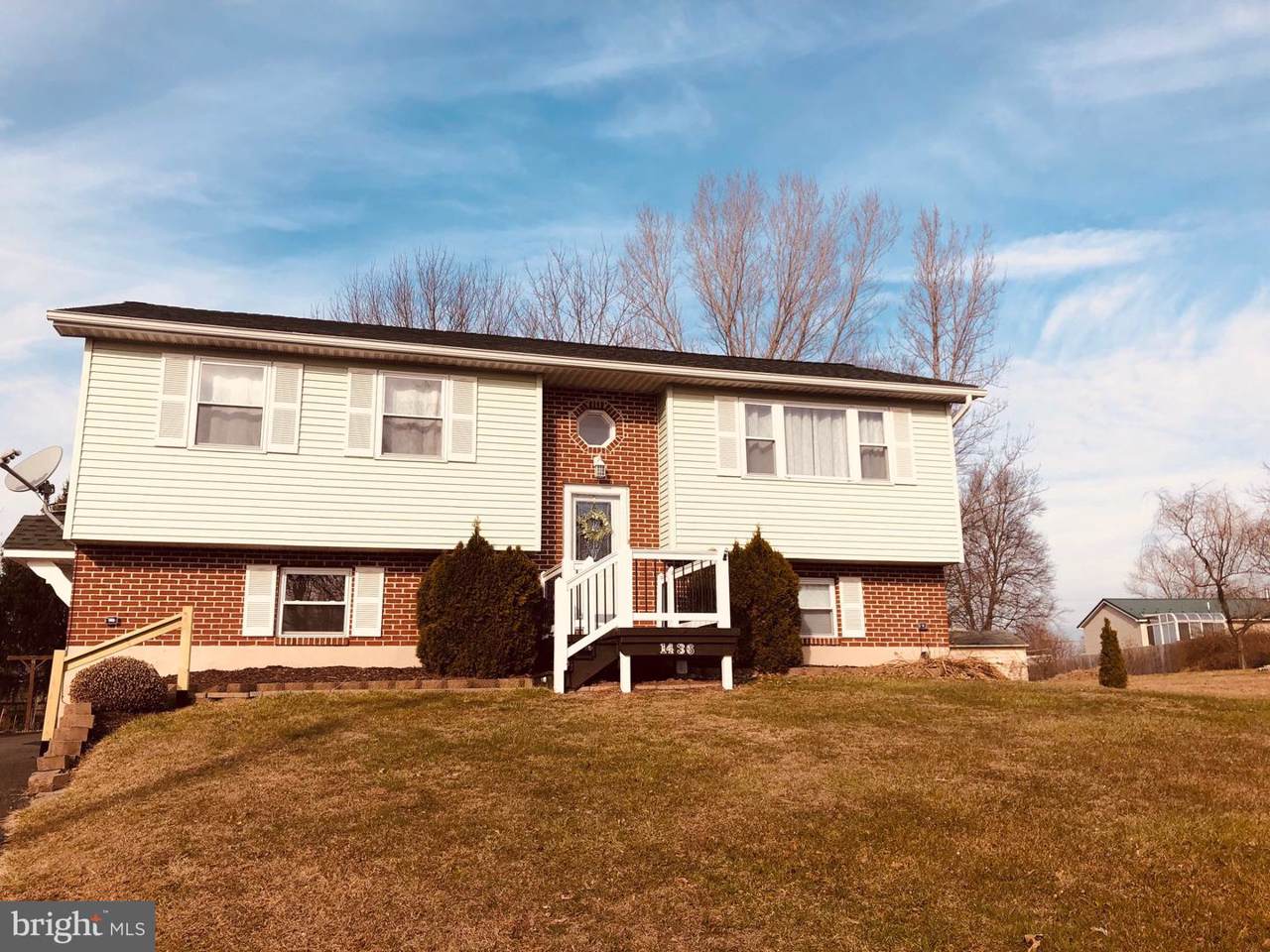 1436 Wynonah Drive - Photo 1