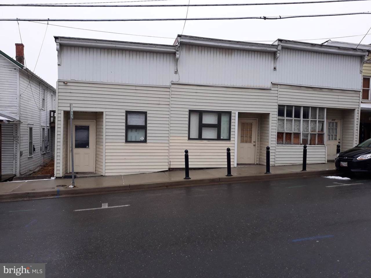 327 Virginia Avenue - Photo 1