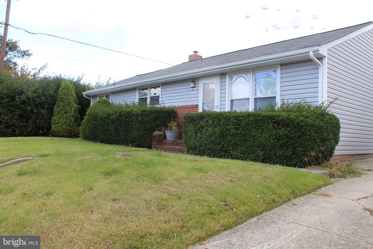 1611 7TH Street - Photo 1