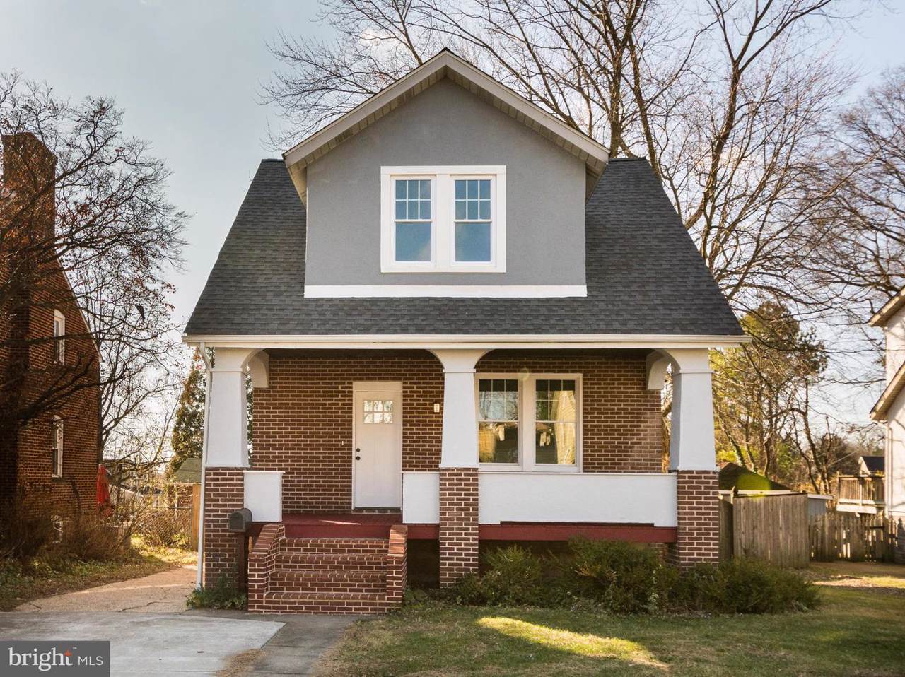 3307 Glenmore Avenue - Photo 1
