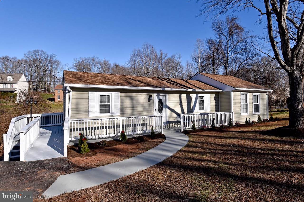 7822 Oak Street - Photo 1