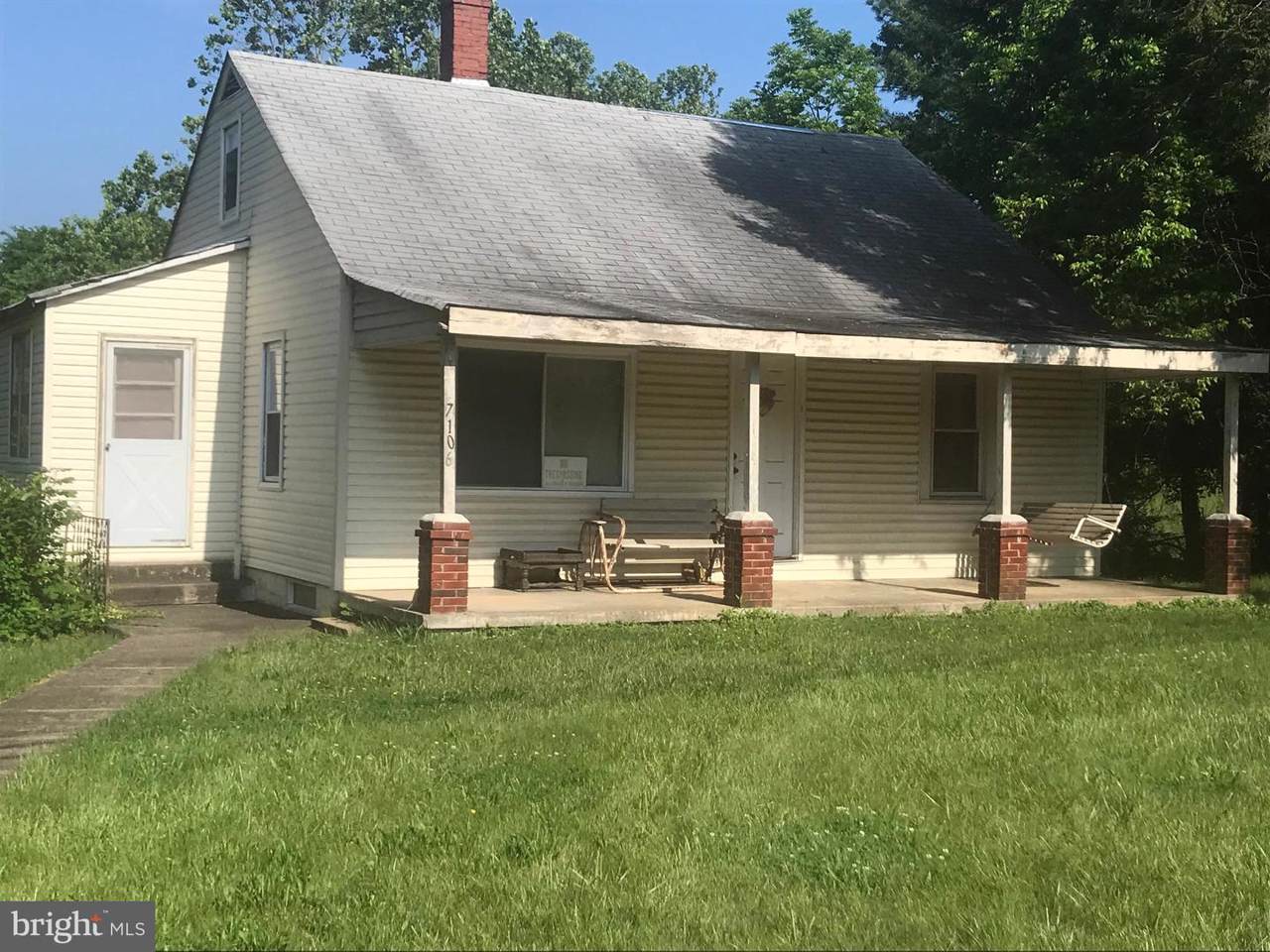 7106 Centreville Road - Photo 1