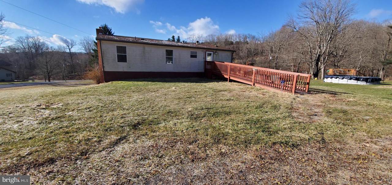 11219 Hillside Drive - Photo 1