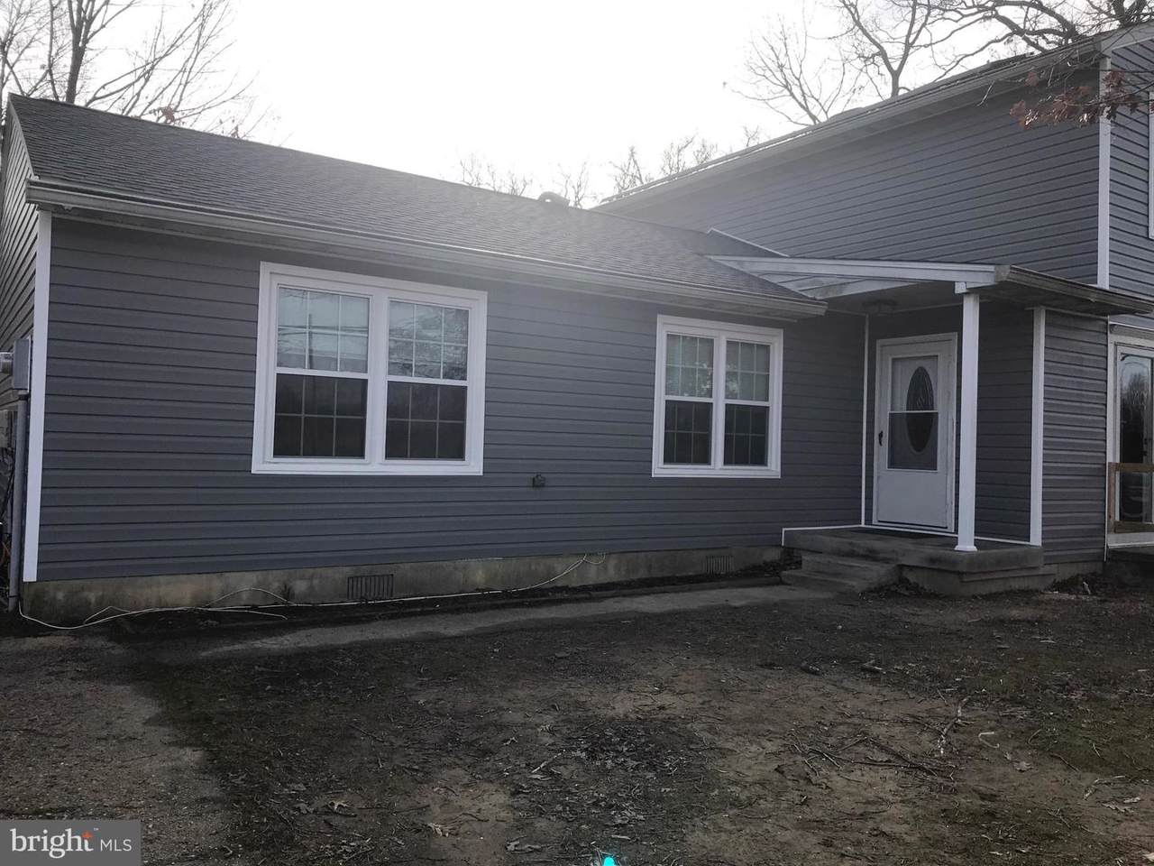 301 Frederick Drive - Photo 1