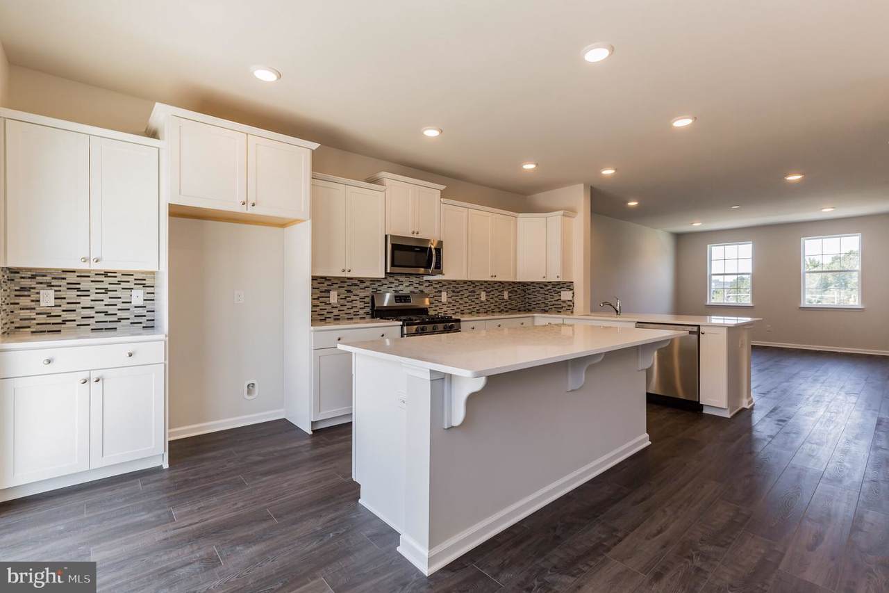 26 Rome Way - Photo 1