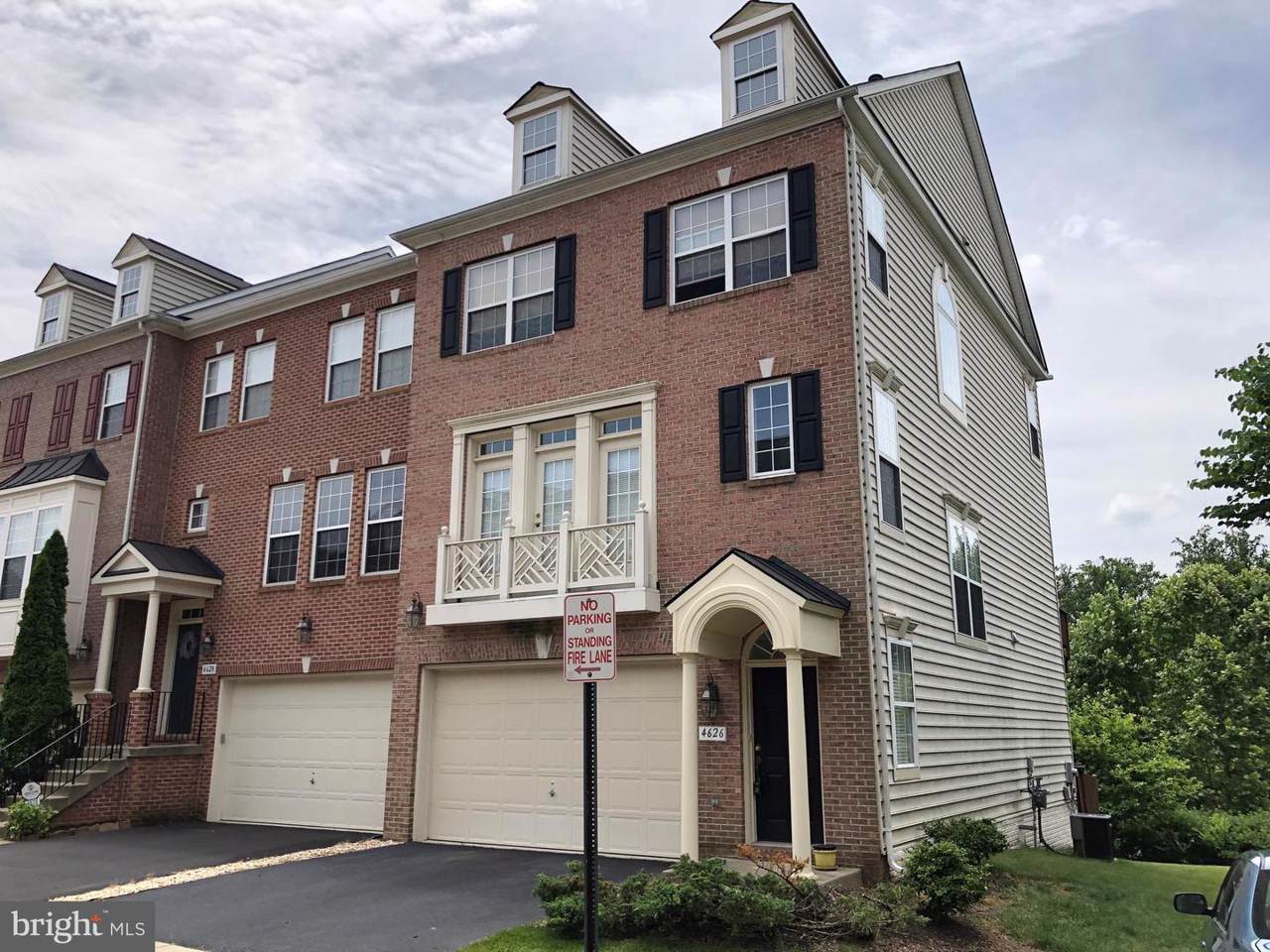 4626 Carisbrooke Lane - Photo 1