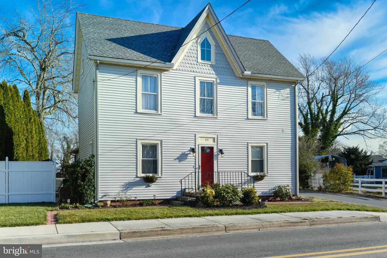 715 Kings Highway - Photo 1