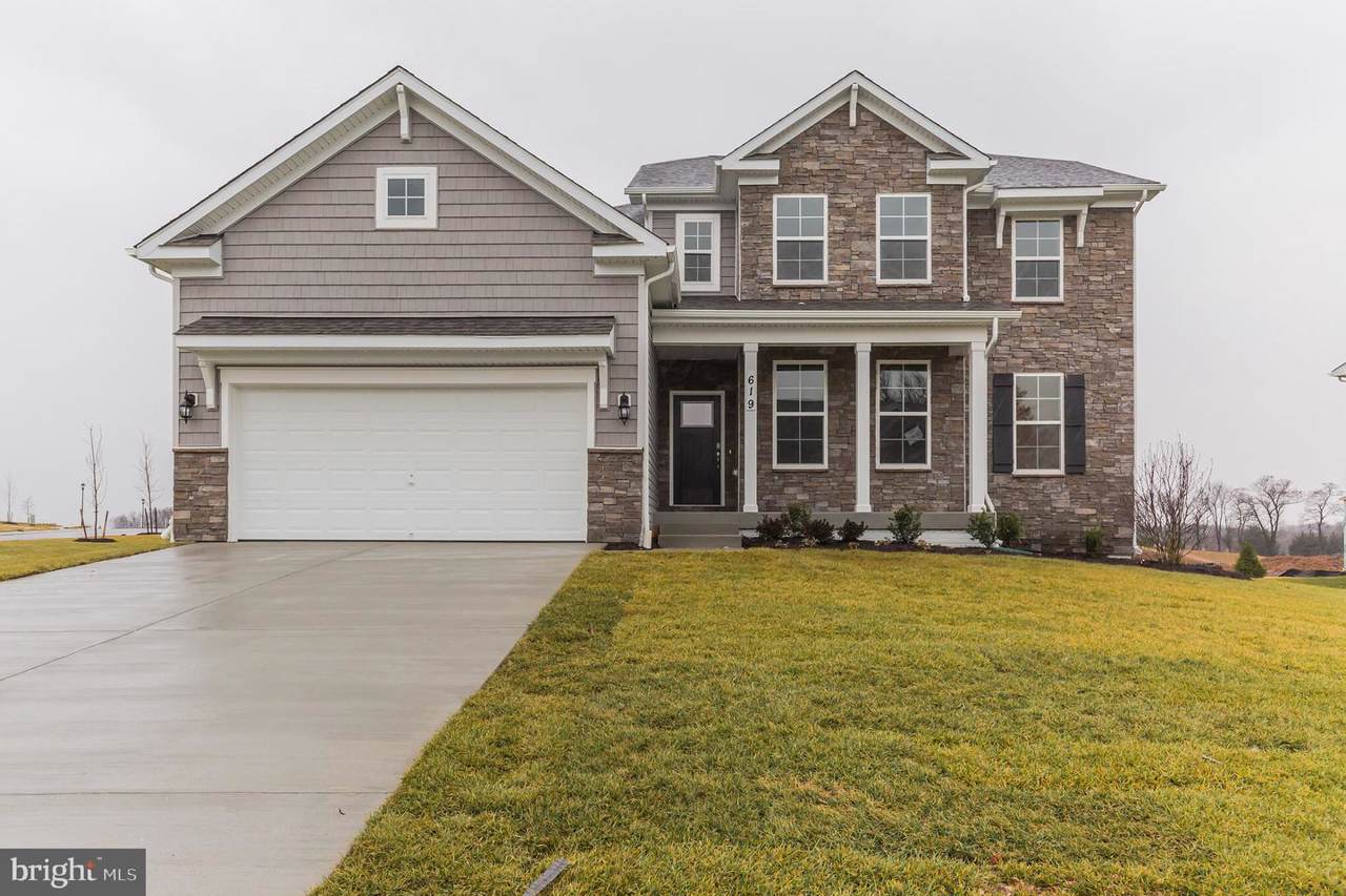 729 Scarlet Sky Drive - Photo 1