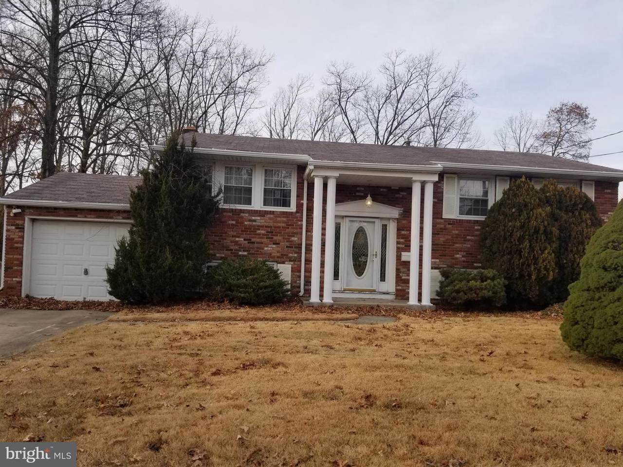 1008 Standish Drive - Photo 1
