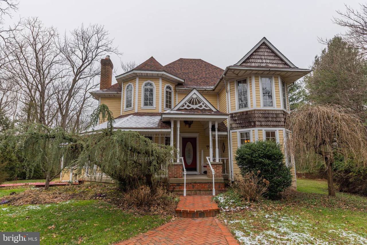 1227 Dickerson Road - Photo 1