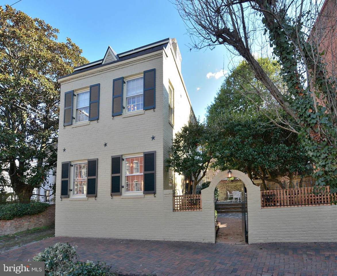 520 Fairfax - Photo 1