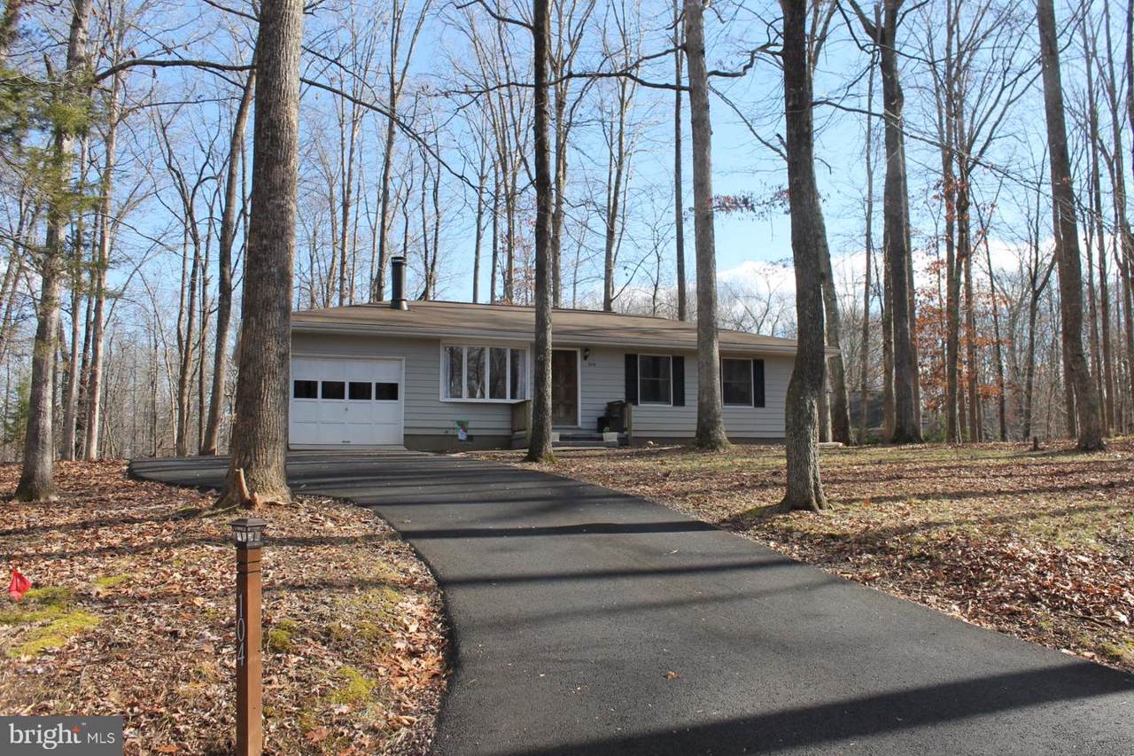 104 Edgemont Lane - Photo 1