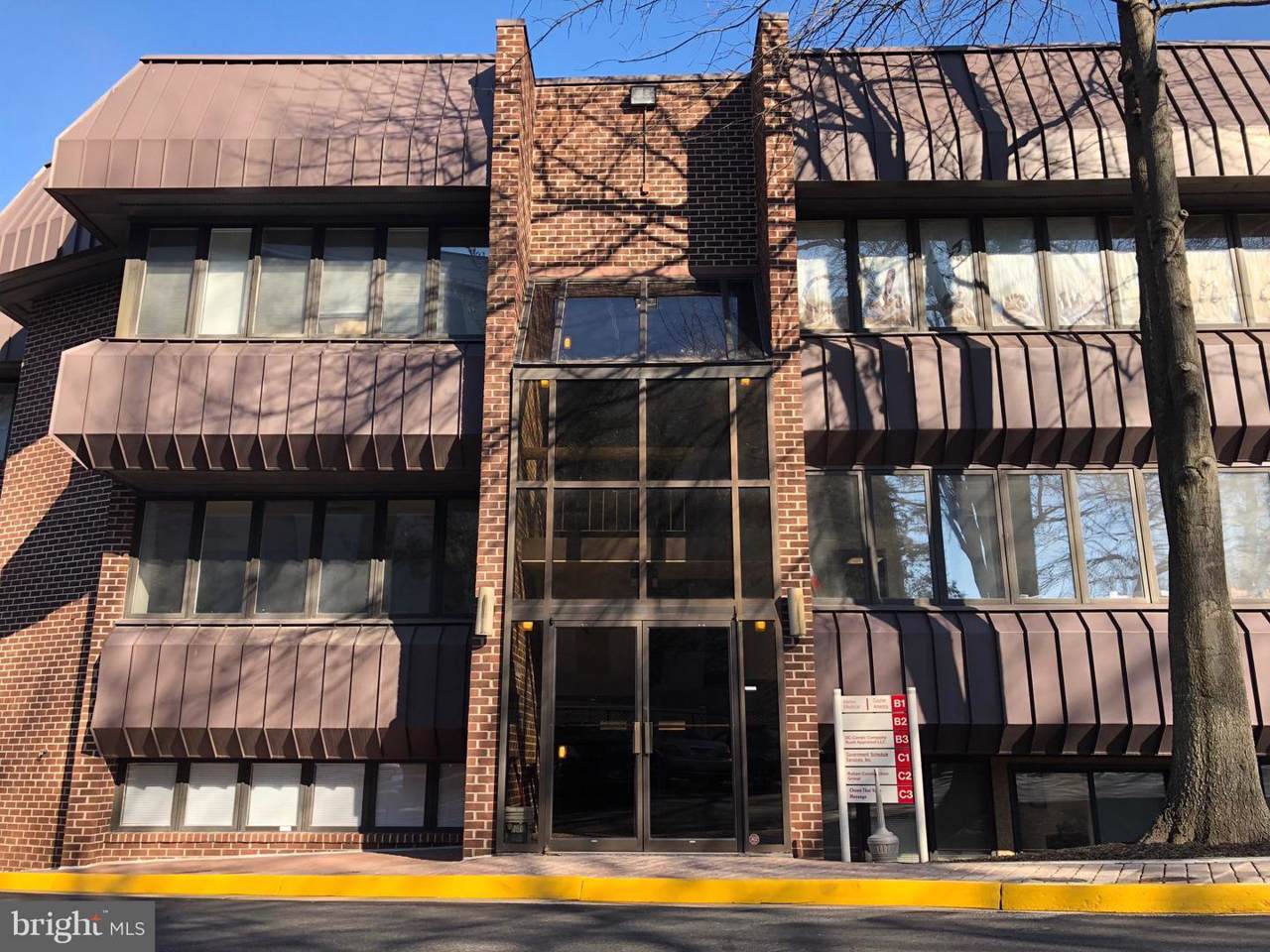 8300 Arlington Boulevard - Photo 1