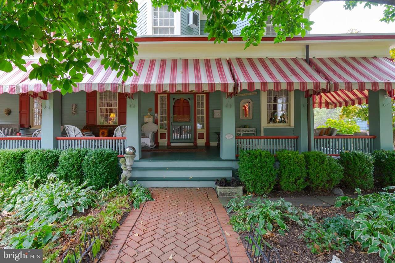 194 Main Street - Photo 1