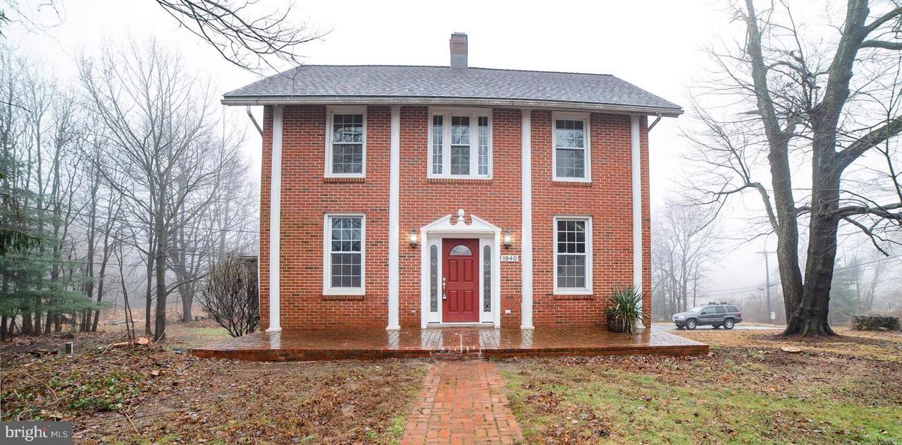 1940 Chapel Road - Photo 1