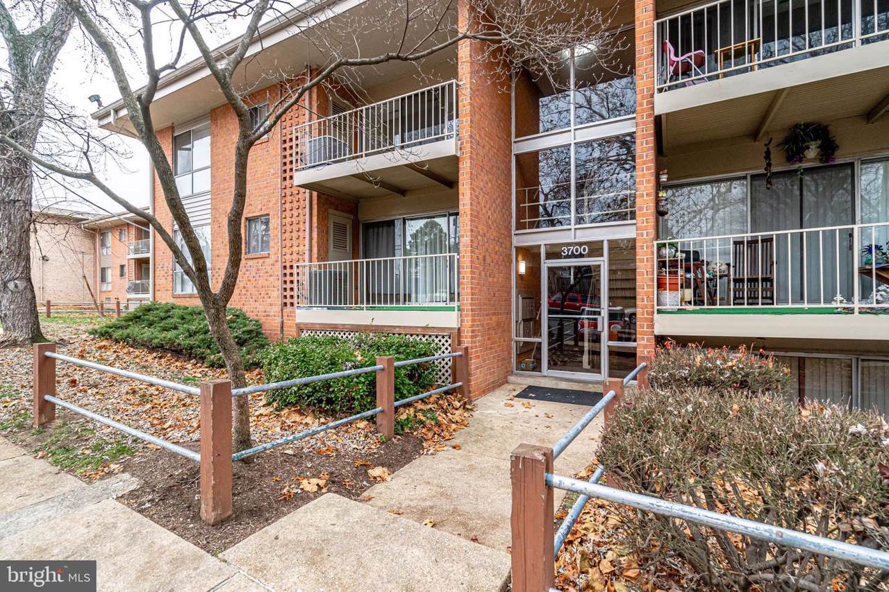 3700 Rosser - Photo 1