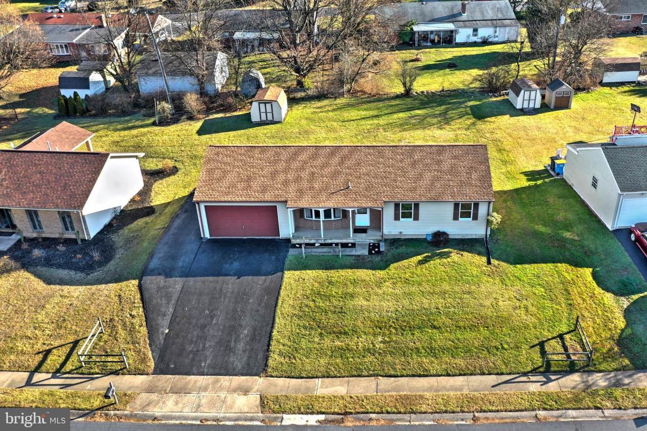 971 Russell Street - Photo 1