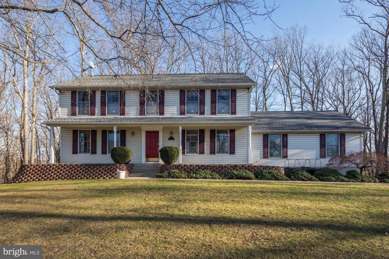 7 Twin Oaks Court - Photo 1