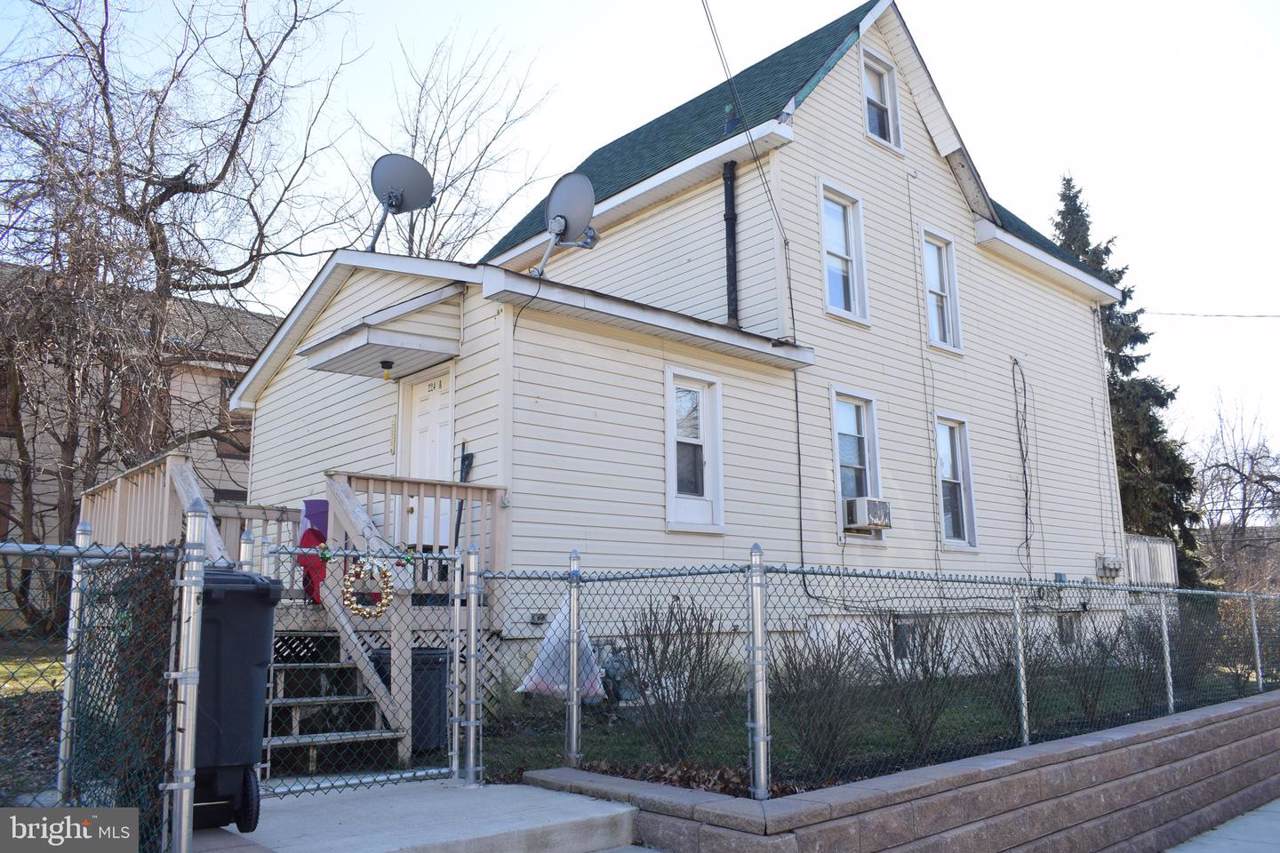 224 Randall Avenue - Photo 1