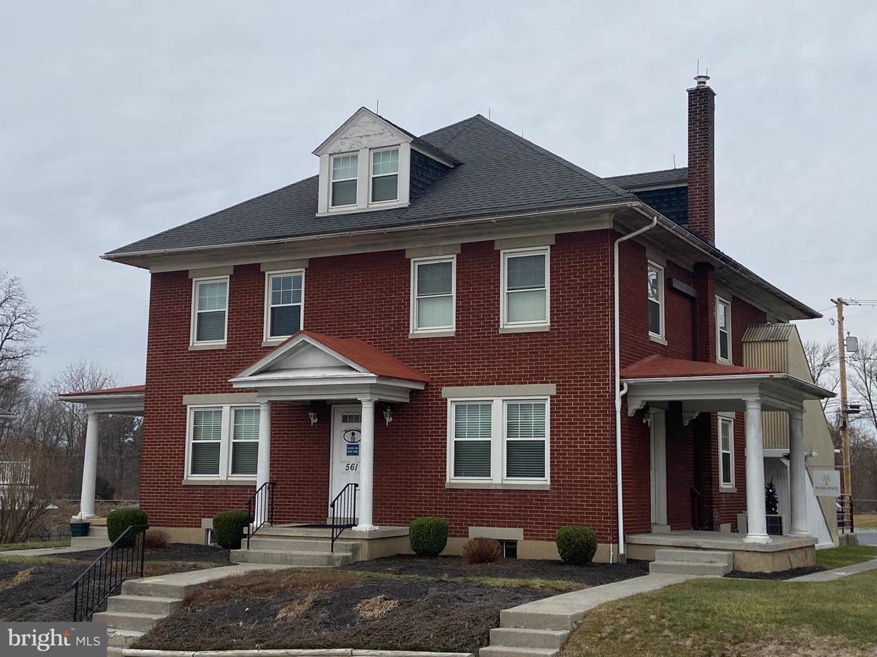 561 Chocolate Avenue - Photo 1