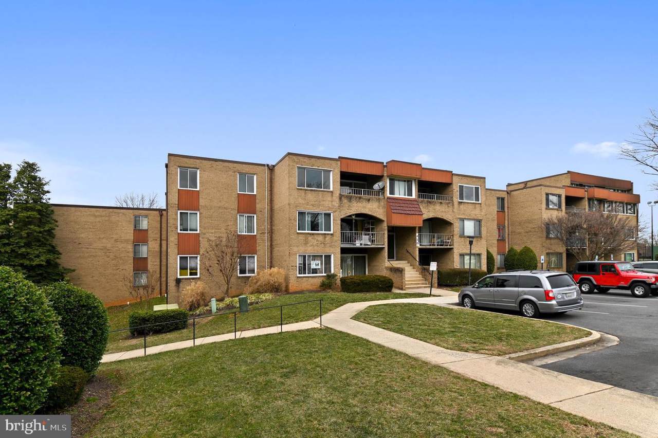 450 Girard Street - Photo 1