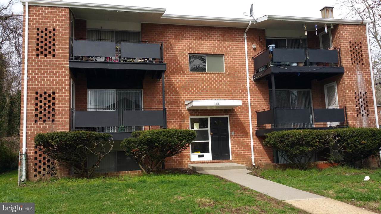 308 Long Island Avenue - Photo 1