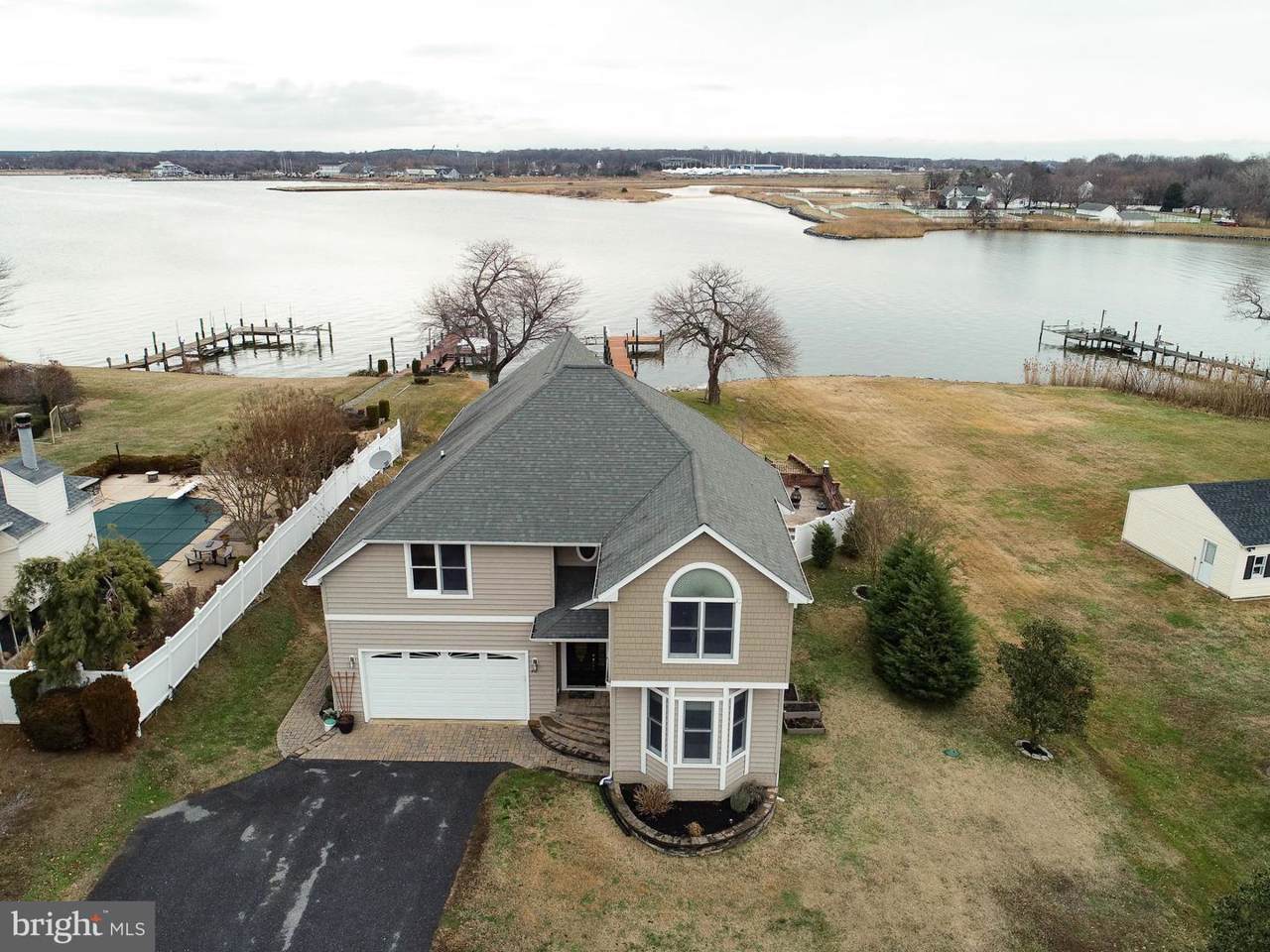 802 Broadcreek Drive - Photo 1