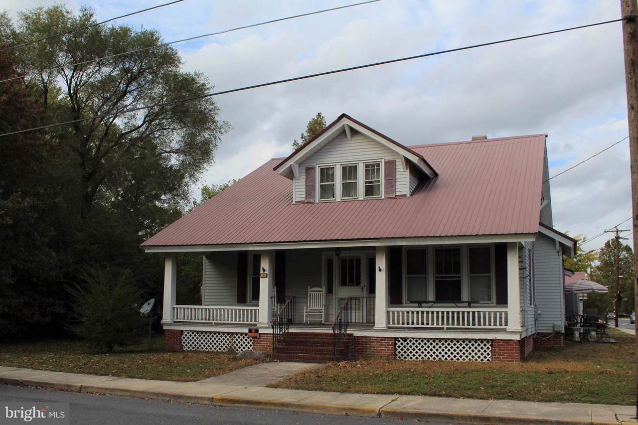 713 Grove Street - Photo 1