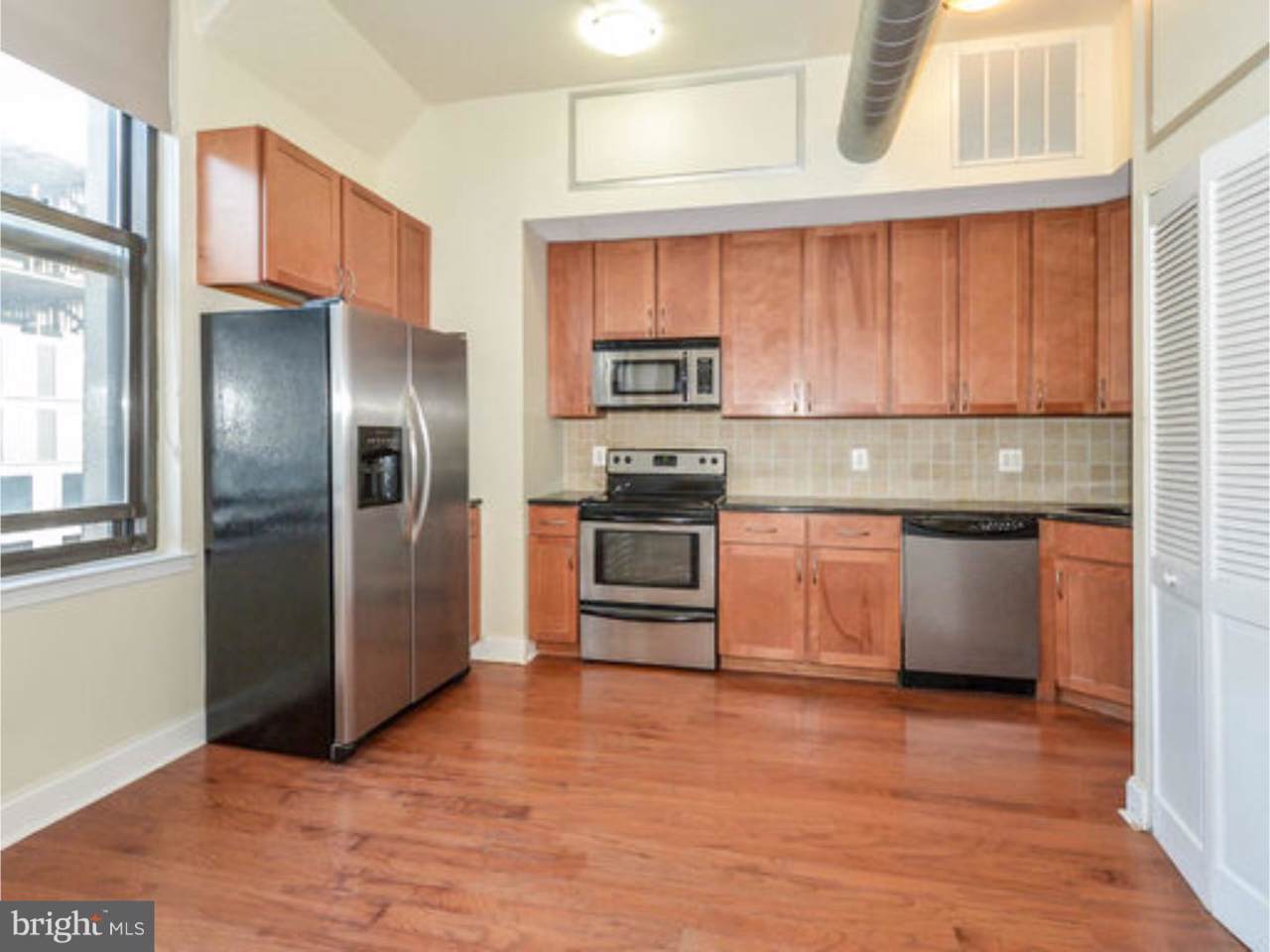 1100 Broad Street - Photo 1