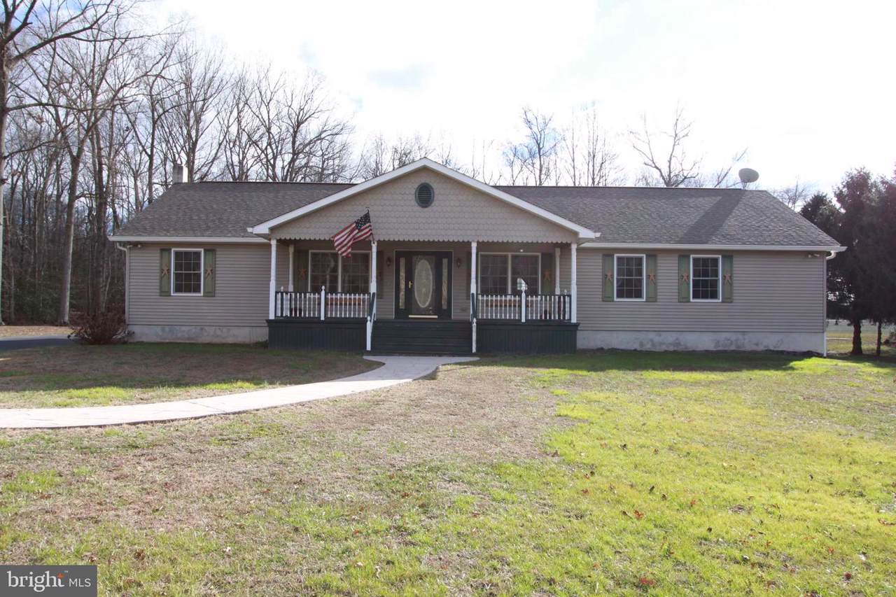 201 Robinson Road - Photo 1